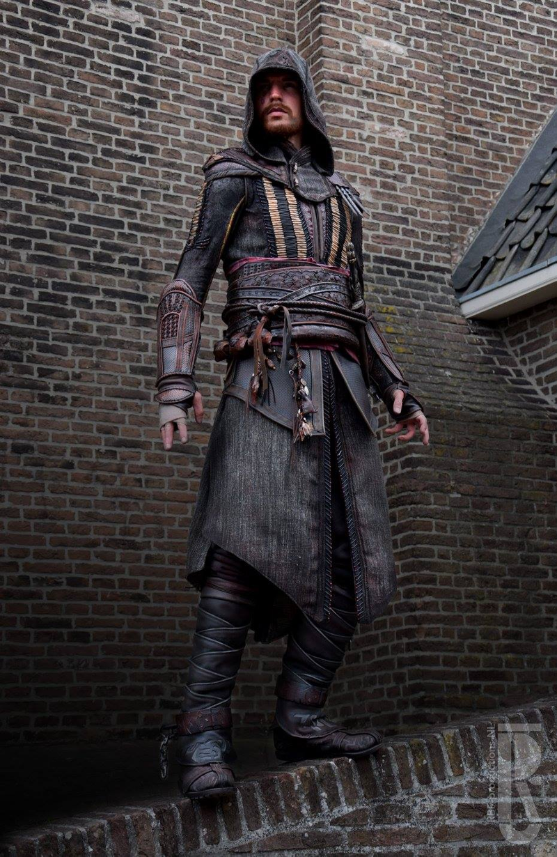 Illustration for article titled Who Needs Michael Fassbender When You've Got Cosplay